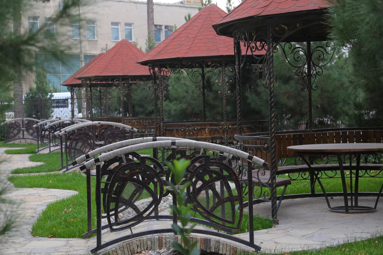 Sipehr Hotel Chkalovsk Exteriör bild